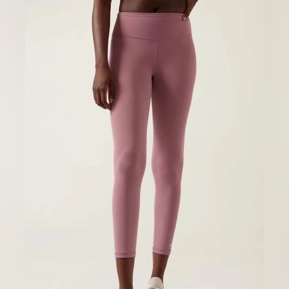 Athleta Elation Train Logo 7/8 tight